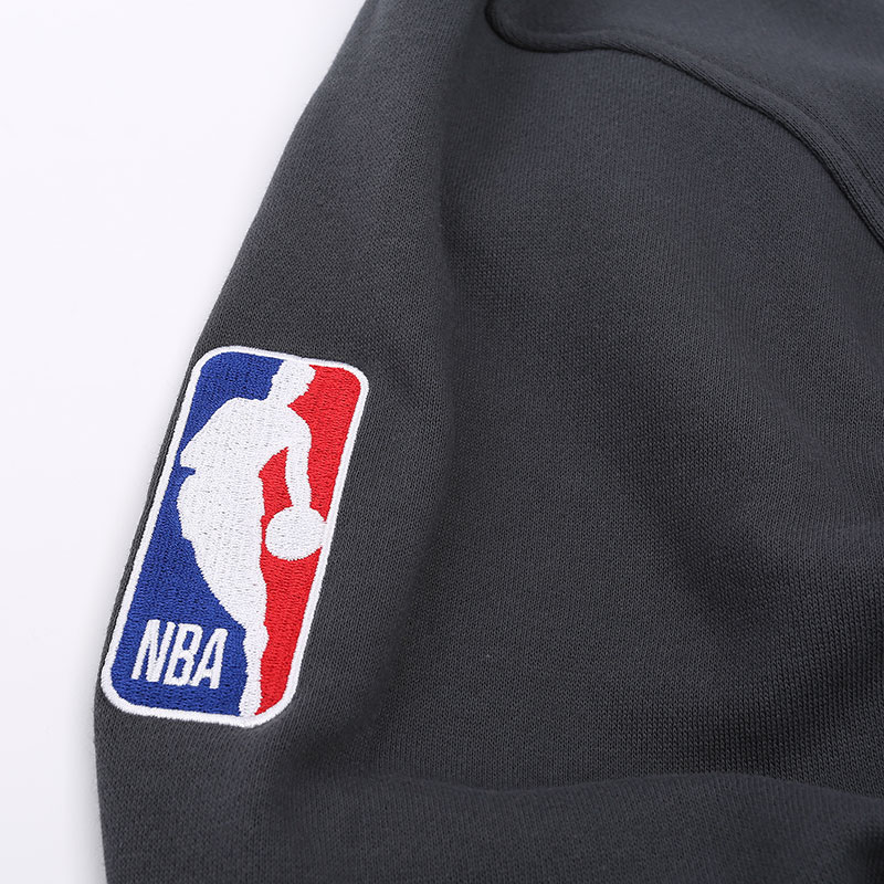 мужская серая толстовка Nike NBA Chicago Bulls Courtside Hoodie CN1808-060 - цена, описание, фото 3